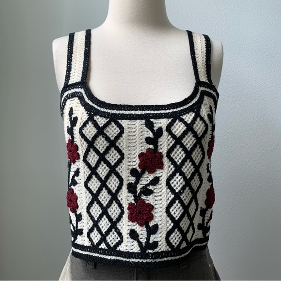 Festival Crochet Floral Crop Top - Picture 8 of 16